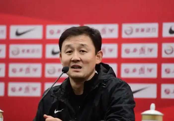 出发美国，孙继海正式签约，亮相新岗位，薪酬曝光